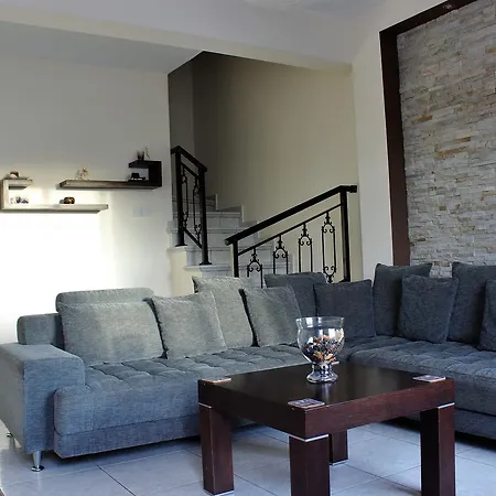 Diana Townhouse *