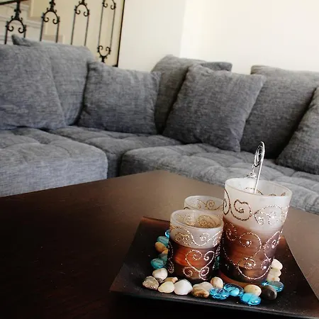 アパート Diana Townhouse