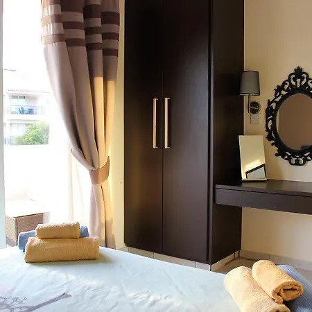 Diana Townhouse Apartment *